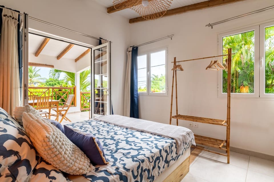 Bed, View (from property/room), Balcony/Terrace, Photo of the whole room, Bedroom