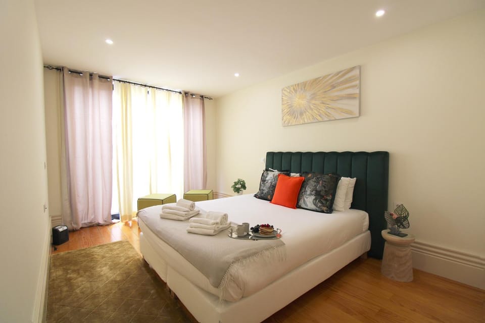 Porto Unique Downtown Garden Apartment in Porto