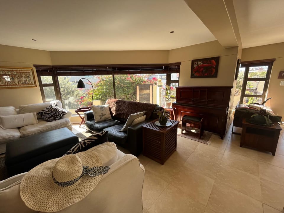 Whispering Waves House in Western Cape