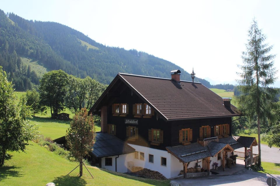 Property building, Day, Natural landscape, Mountain view