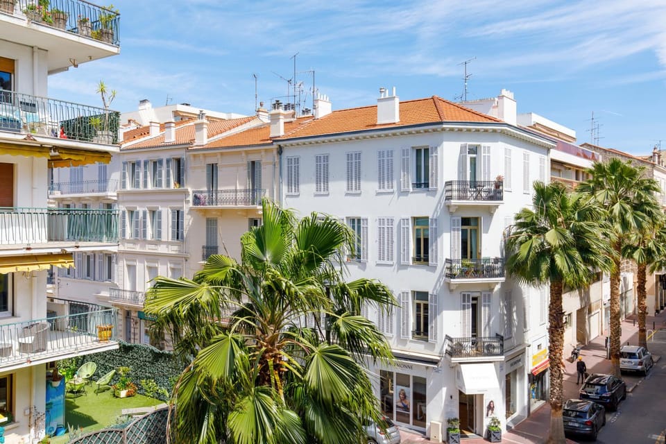 Perle Dorée YourHostHelper Apartment in Cannes