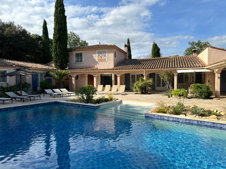 Patio, Pool view, Swimming pool
