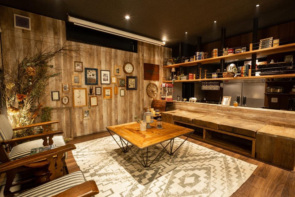 Living room, Seating area