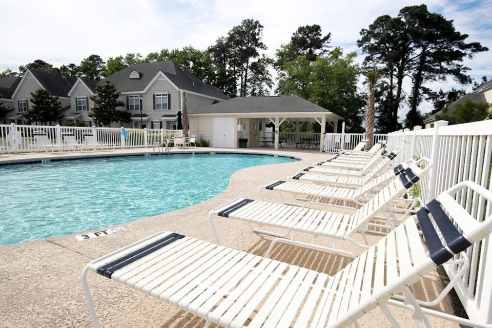 Scotch Broom E-104 Apartment in Little River
