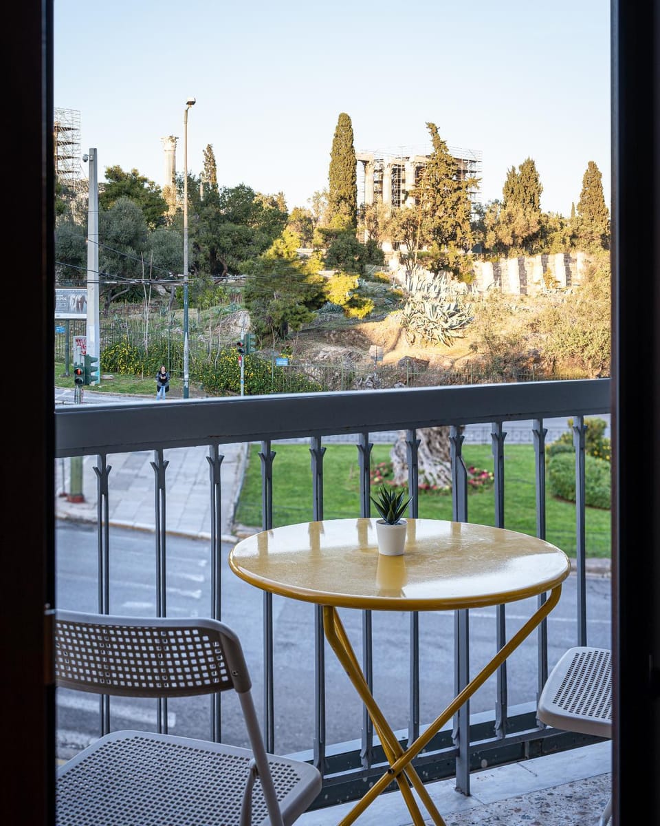 Property building, Balcony/Terrace, City view