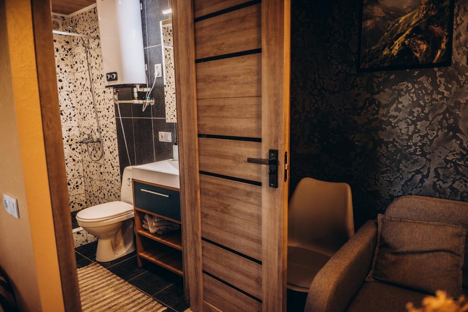 Toilet, Bathroom