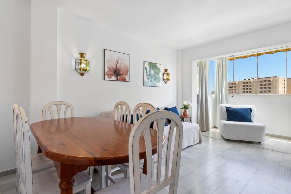 Erisa 52 By IVI Real Estate Apartment in Torremolinos