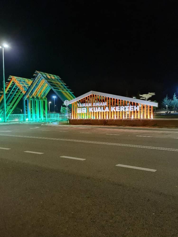 OLIA MEDINA KERTEH 4 BILIK HOMESTaY House in Terengganu, Malaysia