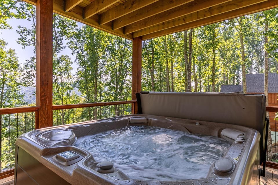 Tipsy Elk at Eagles Nest House in Watauga