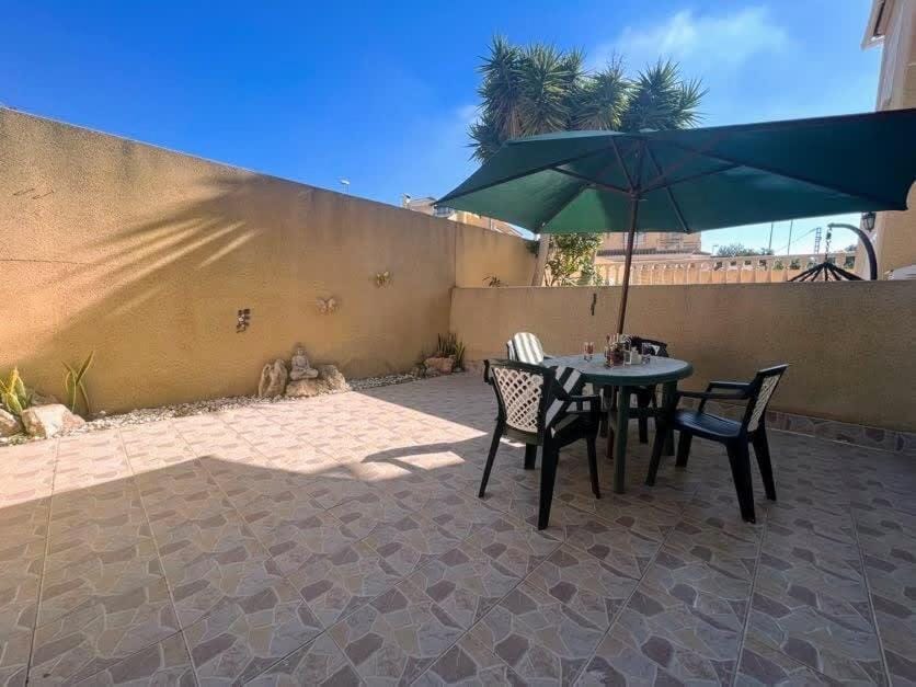 Traditional 3 bedroom villa with Com pool ALM26 House in Vega Baja del Segura
