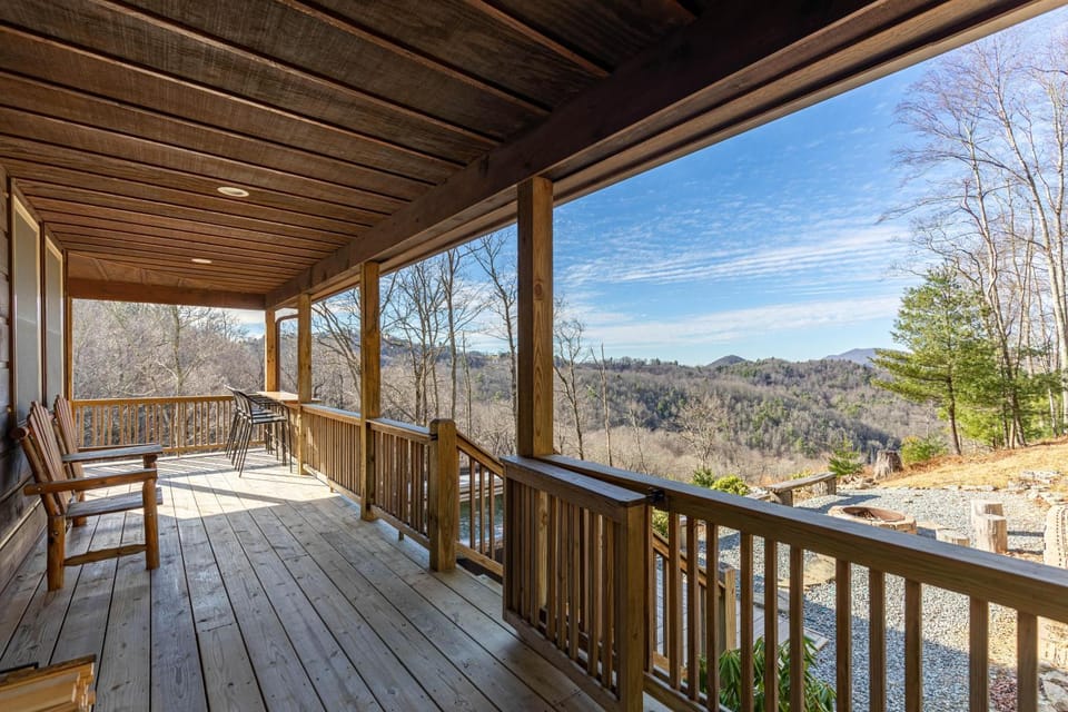 Skyland Cabin Cabin in Watauga