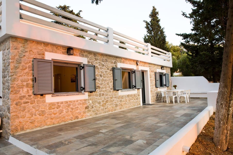 Property building, Balcony/Terrace