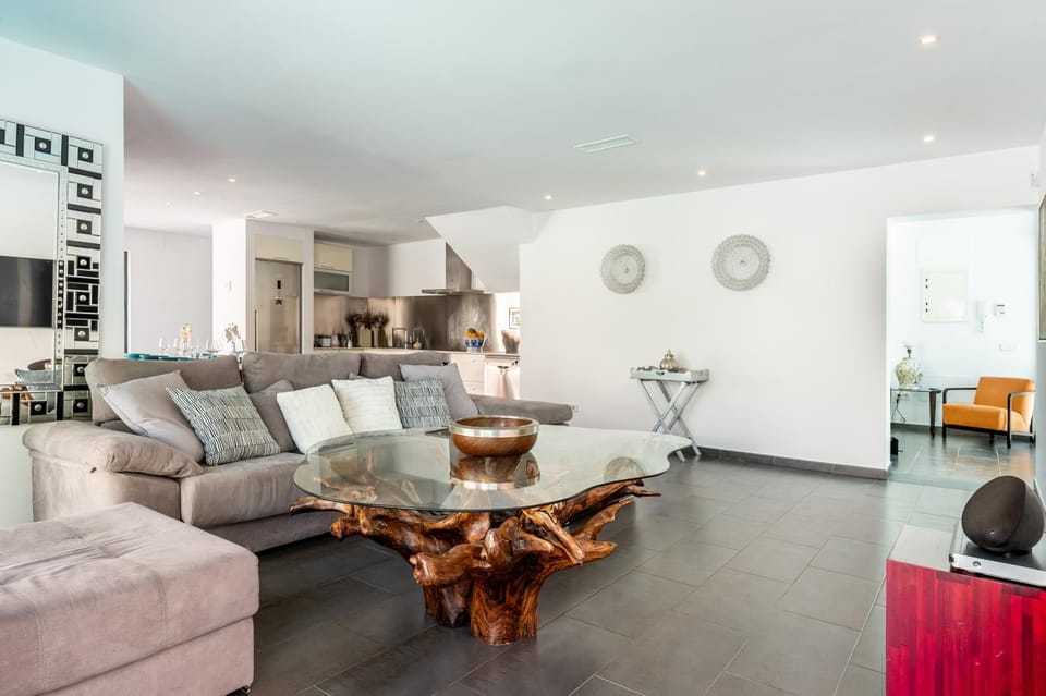 Property building, Living room