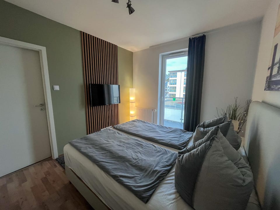 TV and multimedia, Bedroom