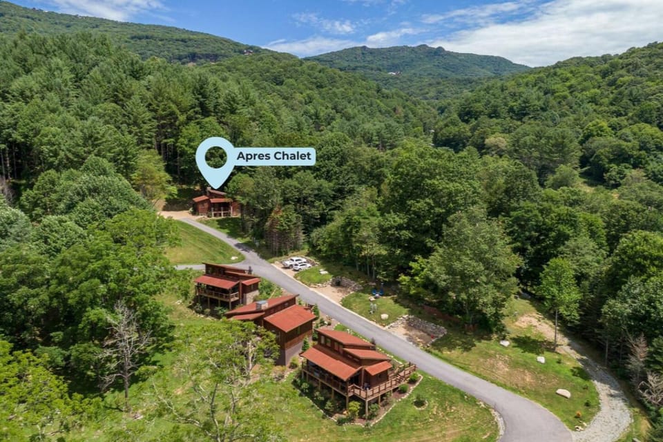 Apres Chalet at Eagles Nest House in Watauga