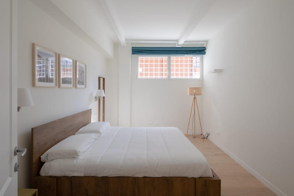 Bed, Decorative detail, Bedroom