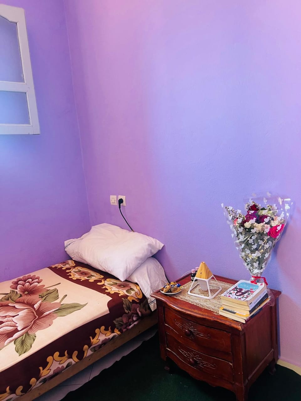Bed, Photo of the whole room, Bedroom, Mountain view