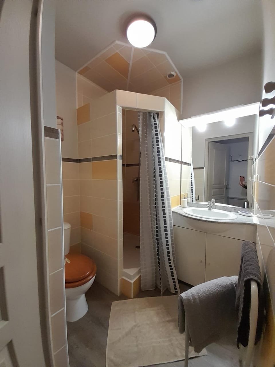 Chambre d'hôtes indépendante Bed and Breakfast in Fougères