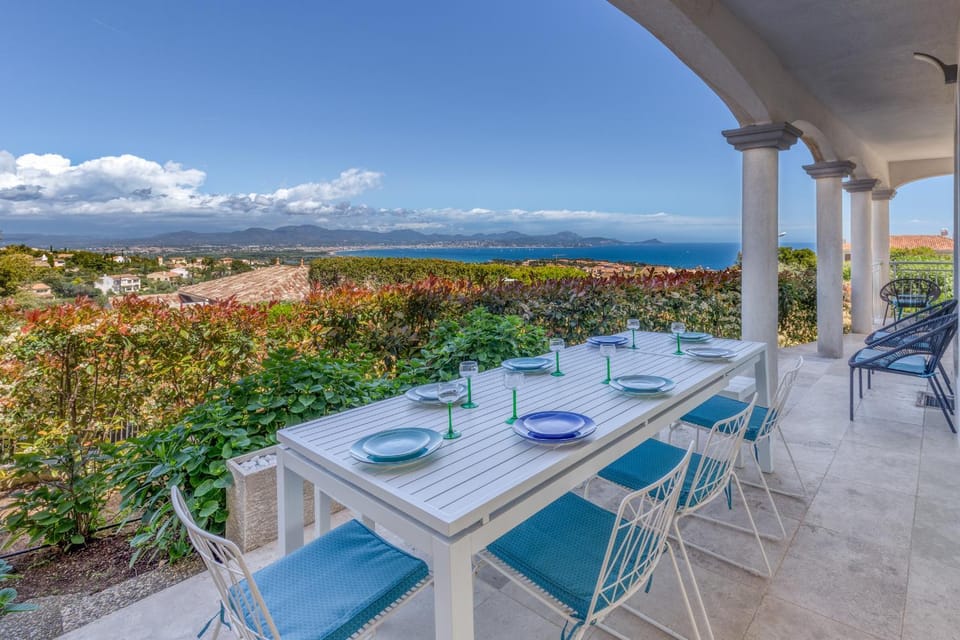 Patio, Dining area, Mountain view, Sea view