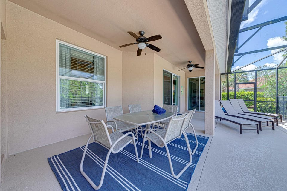 Patio, Balcony/Terrace, Seating area, Dining area