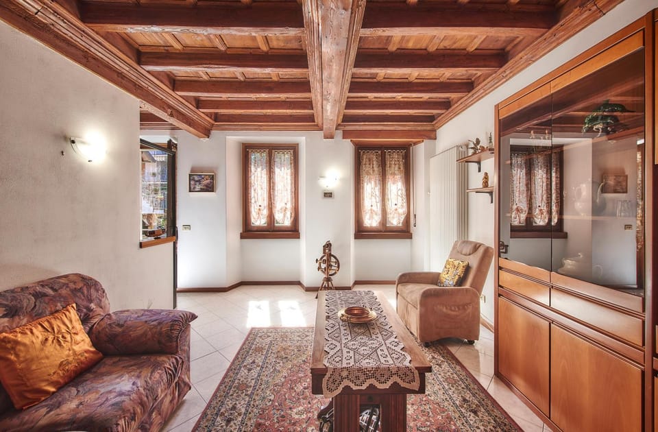 Spring, Summer, Living room, Seating area
