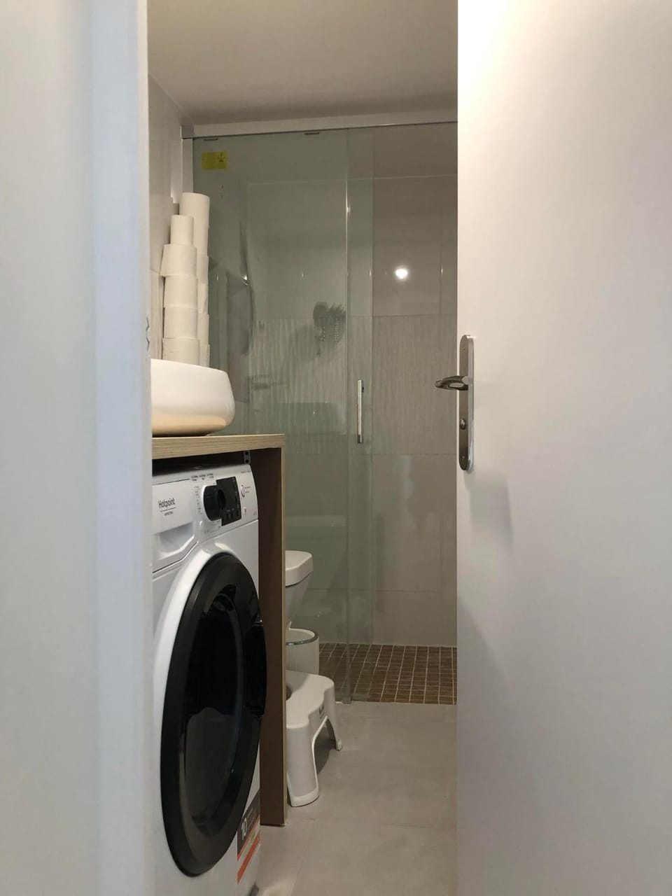 F2 équipé, 15mn de Paris, parking, climatisation Apartment in Île-de-France