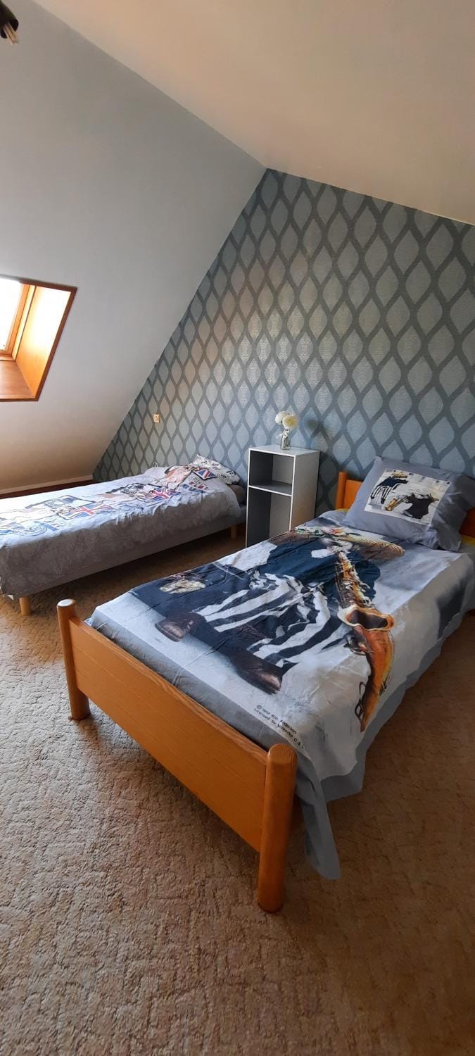 Photo of the whole room