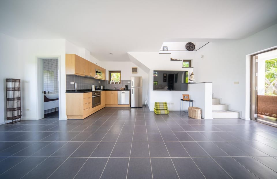 TV and multimedia, Kitchen or kitchenette, Living room, dishwasher, minibar, pet friendly, stove, kitchen, kitchen