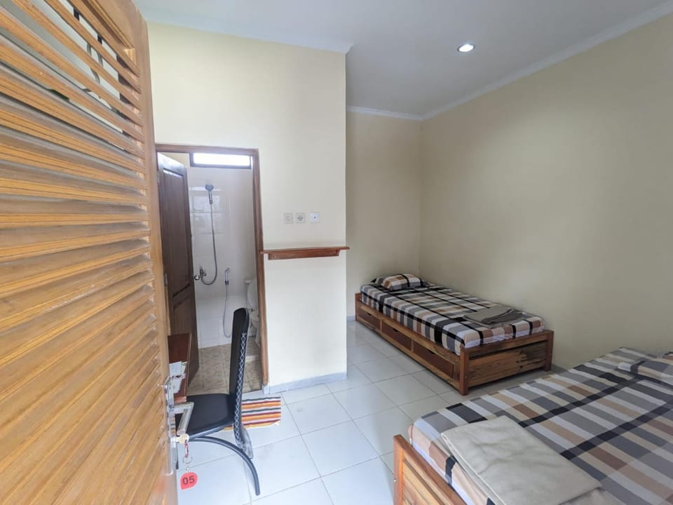 Rumah Pagar Merah Homestay Vacation rental in Yogyakarta