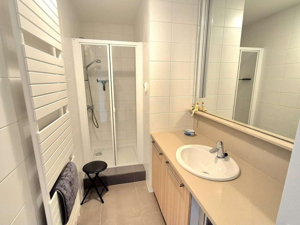 Rez-de-chaussée avec terrasse, parking, animaux acceptés près de la mer - FR-1-675-15 Apartment in Wimereux