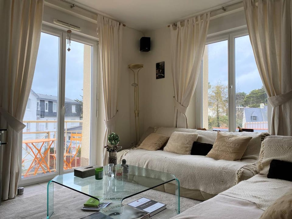 Appartement à Trégastel, vue mer, WIFI, parking - FR-1-368-378 Apartment in Trégastel