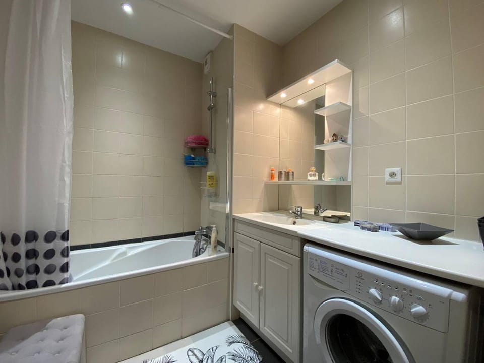 Appartement à Trégastel, vue mer, WIFI, parking - FR-1-368-378 Apartment in Trégastel