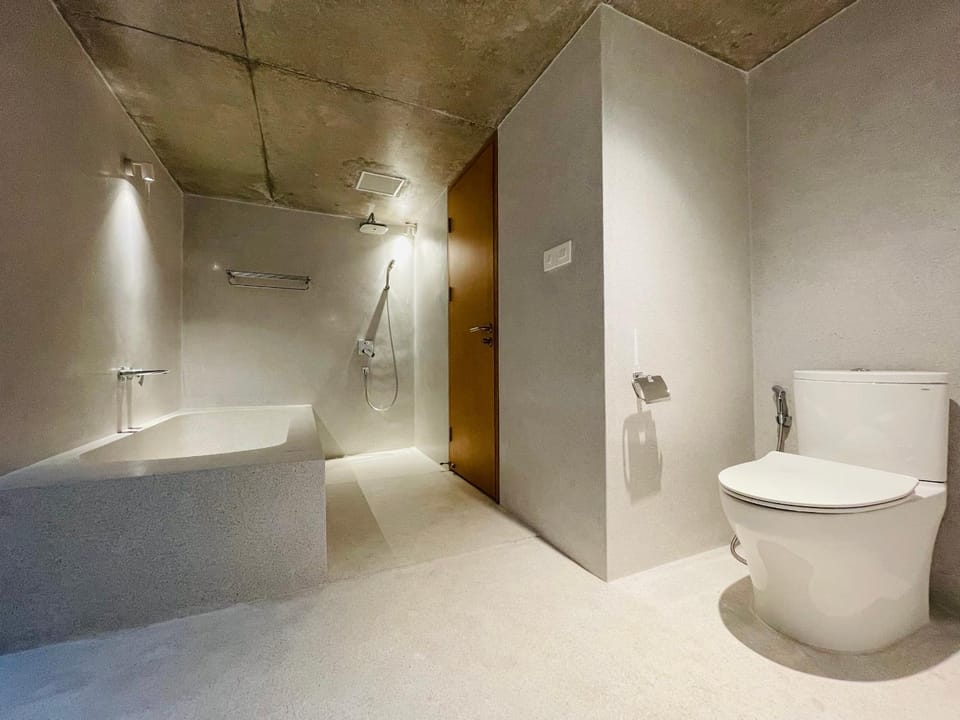 Toilet, Bathroom
