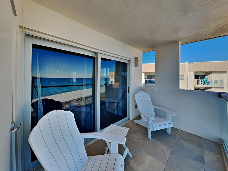 Balcony/Terrace, Seating area, Sea view