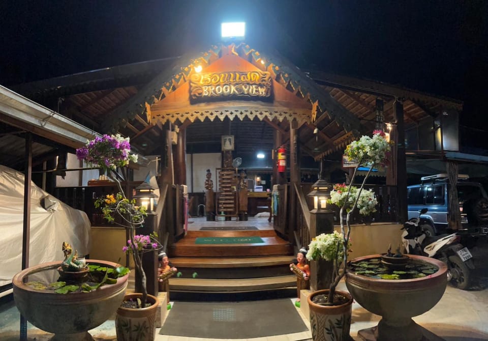 Night, Lobby or reception