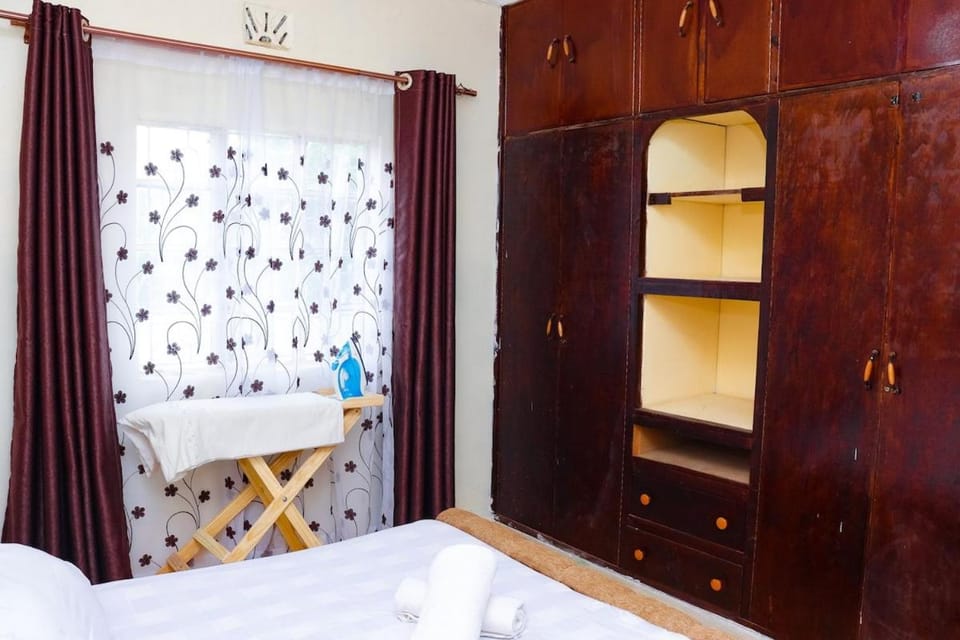 Bed, Photo of the whole room, Bedroom, wardrobe