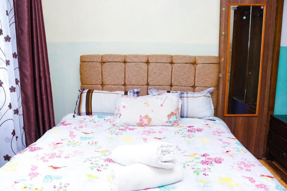 Bed, Photo of the whole room, Bedroom, wardrobe