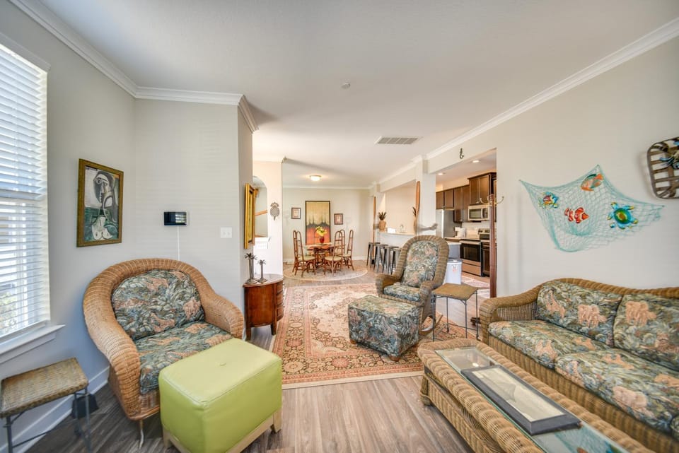 Hampton Lux Condo: By Convention Center & Coliseum House in Hampton