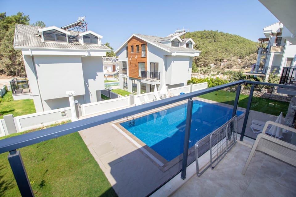 Balcony/Terrace, Balcony/Terrace, Mountain view, Swimming pool