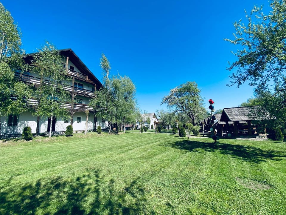 PASTRAVARIA ALINA Bed and Breakfast in Romania