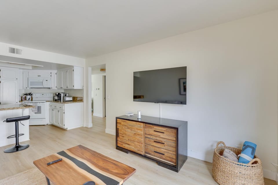 Extended Stay Near Beach! Carlsbad Condo w/ Pool House in Carlsbad