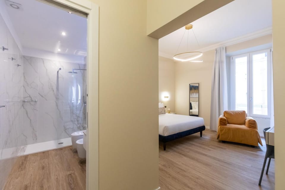 Bathroom, Photo of the whole room, Bedroom