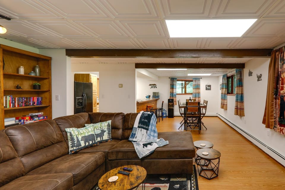 Ideally Located Fairbanks Vacation Rental! House in Alaska