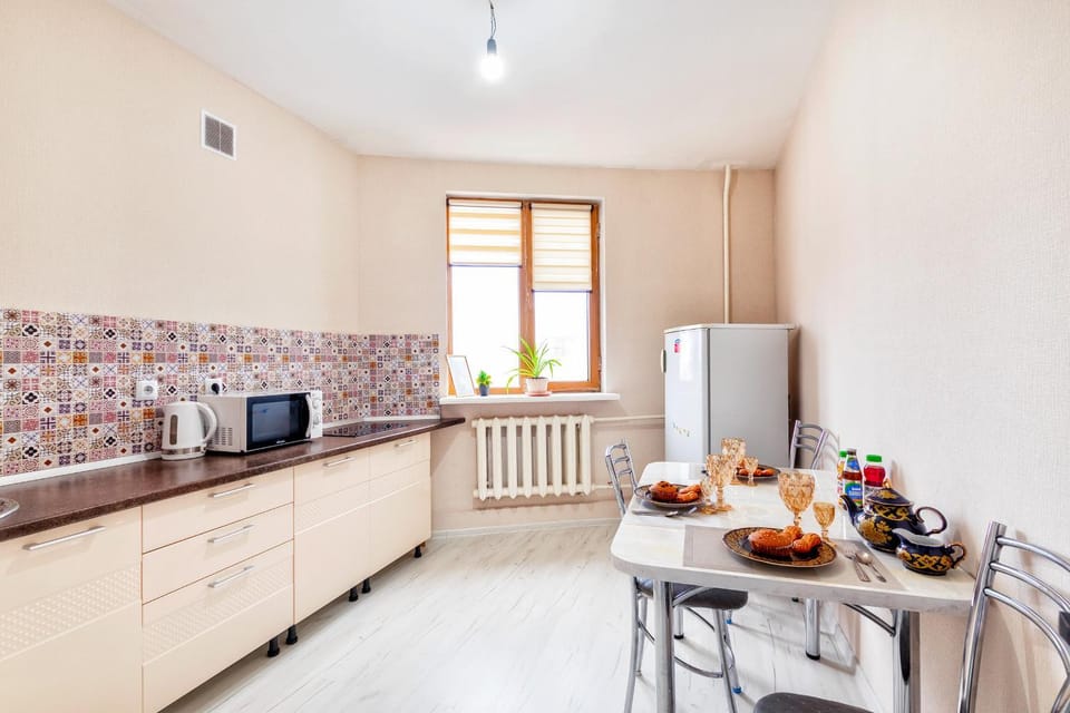 Coffee/tea facilities, Kitchen or kitchenette, Food and drinks, Dining area, Food, Breakfast, Continental breakfast, Drinks, minibar, oven, pet friendly, stove, toaster