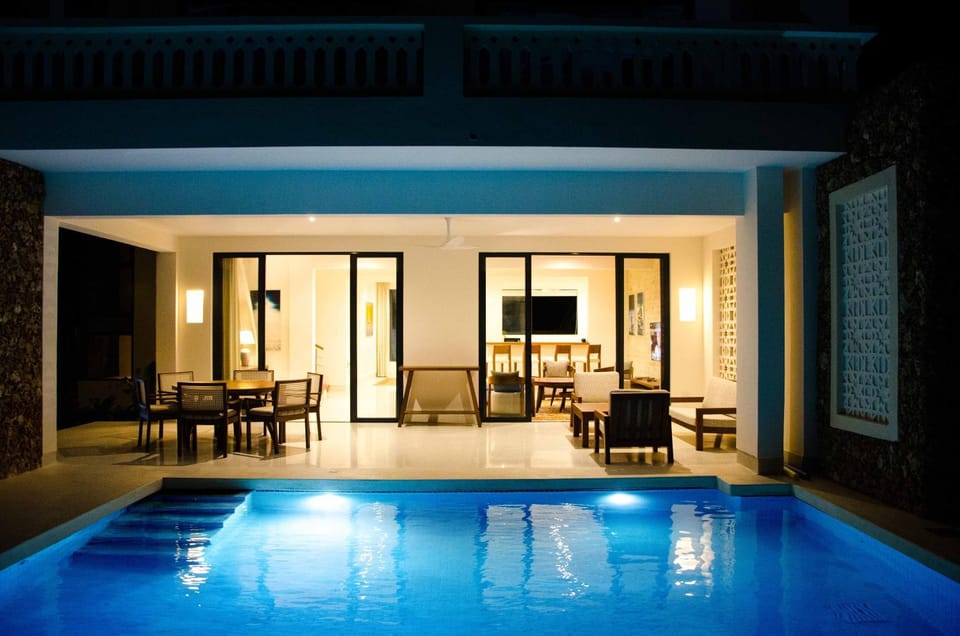 Pool view, Swimming pool