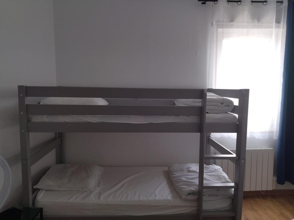 bunk bed