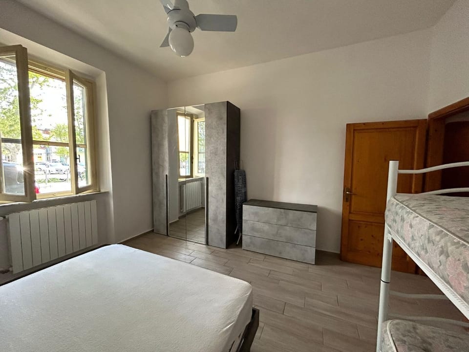 Bedroom, wardrobe