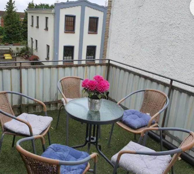Husum Zentrum 2 Schlafzimmer bis 6 Personen Apartment in Husum