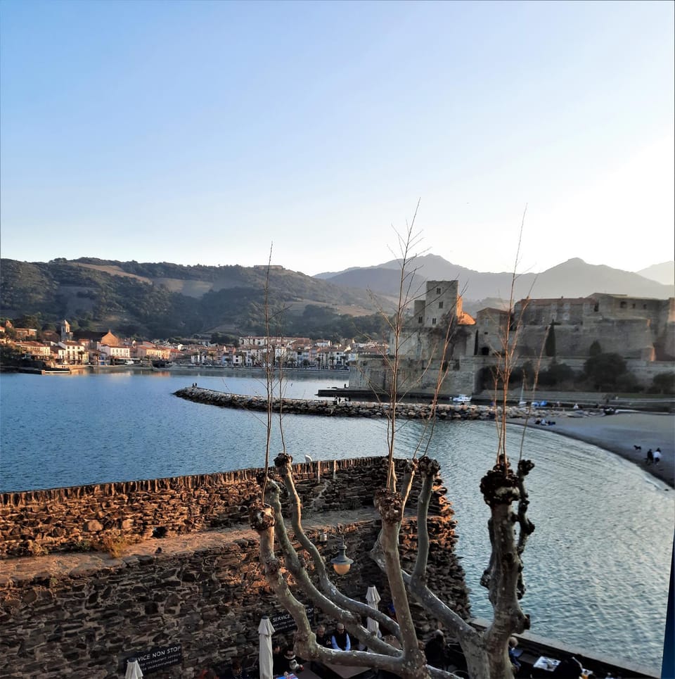 Nearby landmark, Natural landscape, Mountain view, Sea view