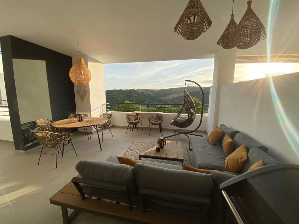 View (from property/room), Balcony/Terrace